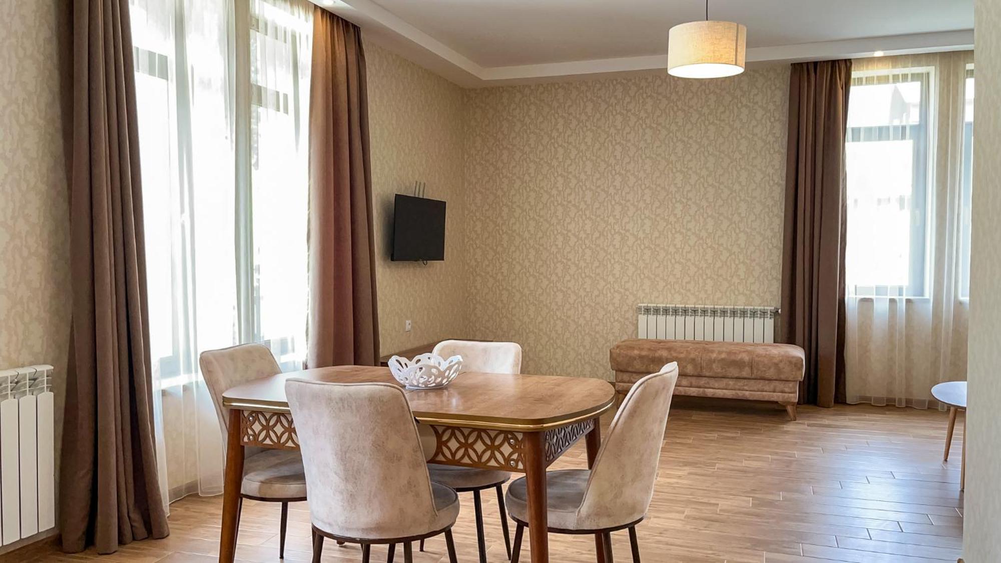 באקוריאני Dani Lux Apartments מראה חיצוני תמונה